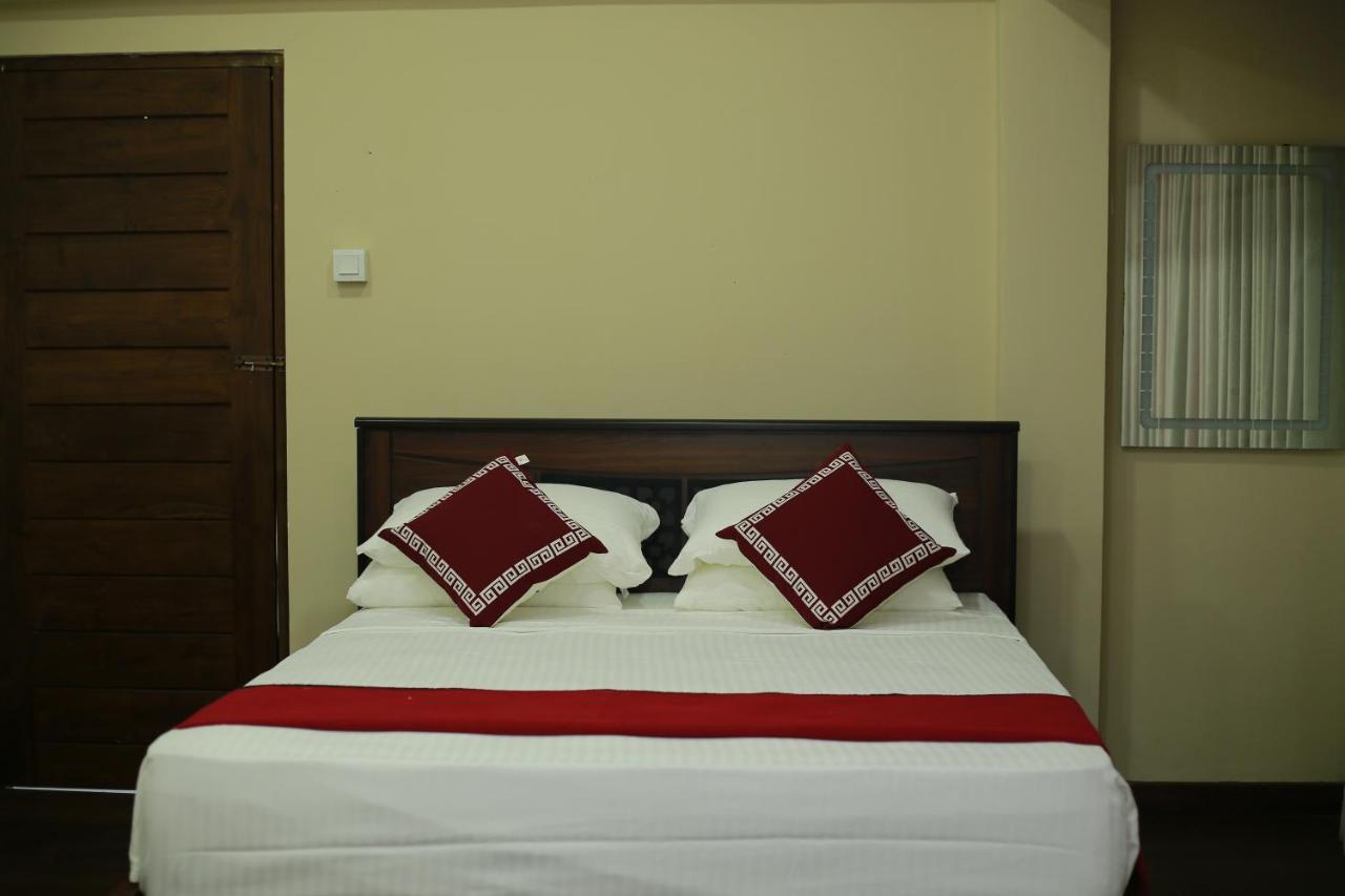 Shanthi Villa Resort Anuradhapura Exterior photo